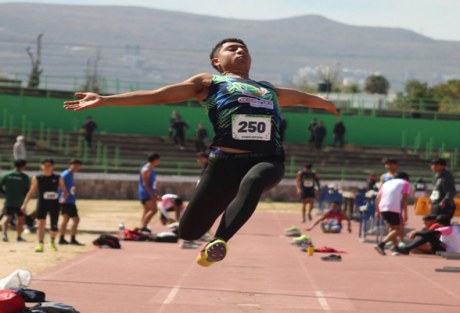 Orgullo CECyTE SLP: talento que trasciende las...
