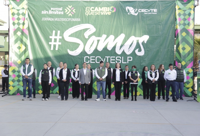 Honores a la Bandera en el Turno Matutino