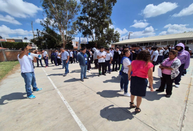 Simulacro Nacional en los Planteles II 