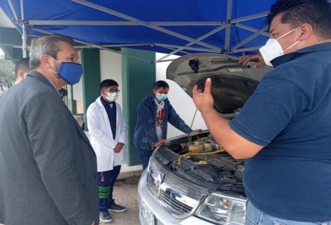 Empresa Toyota Capacita a Estudiantes de CECyTE