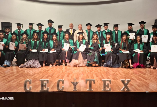 ¡CECYTE SLP celebra con orgullo a las y los egresados...