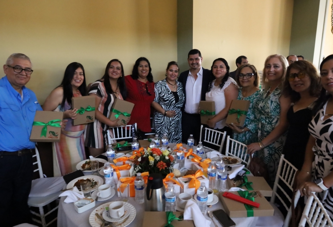 ¡Una celebración llena de alegría y gratitud...