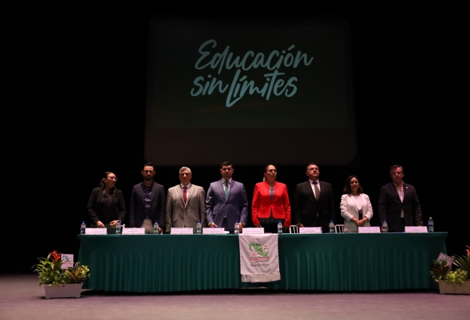 ¡CECYTE SLP celebra con orgullo la graduación...