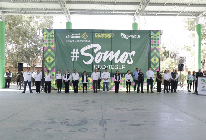 Honores a la Bandera en el Turno Vespertino