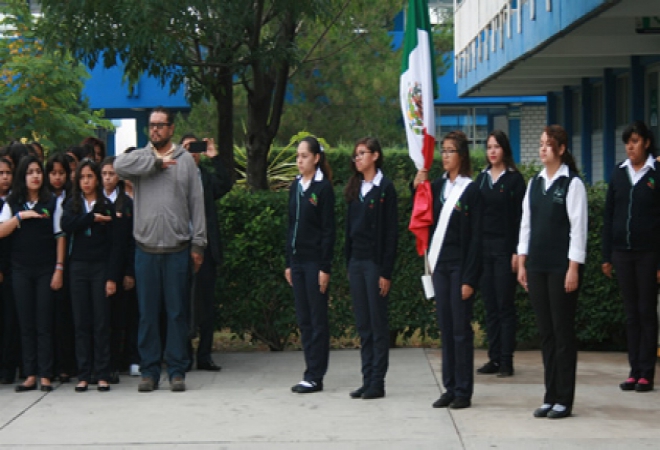 CECYTE SLP da La Bienvenida a  8700 Alumnos en...